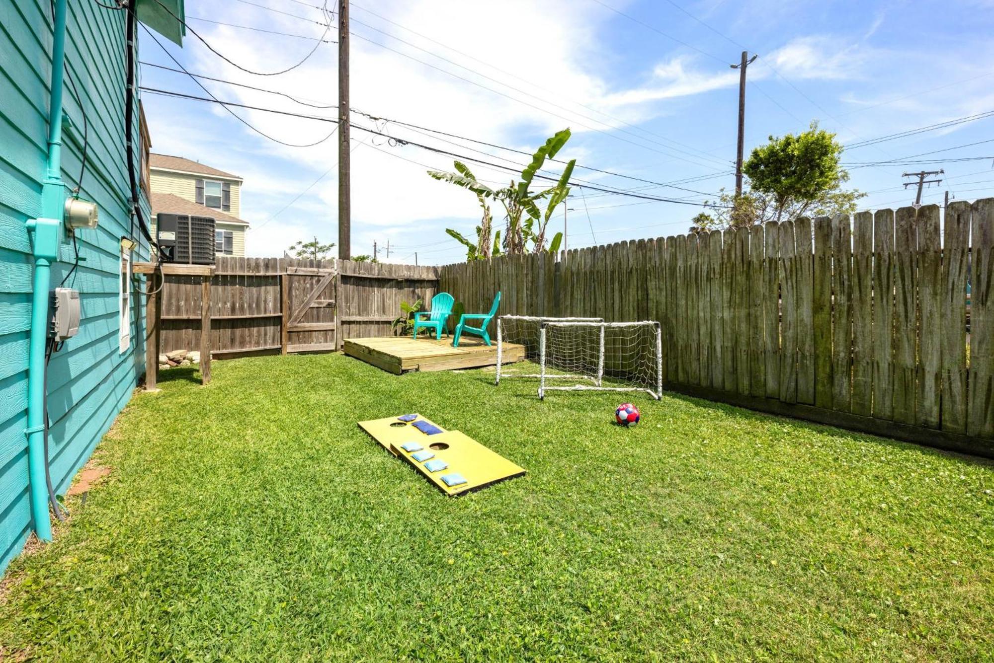 Nr Beach Pier Oasis Game Tables Yard Bbq Galveston Bagian luar foto