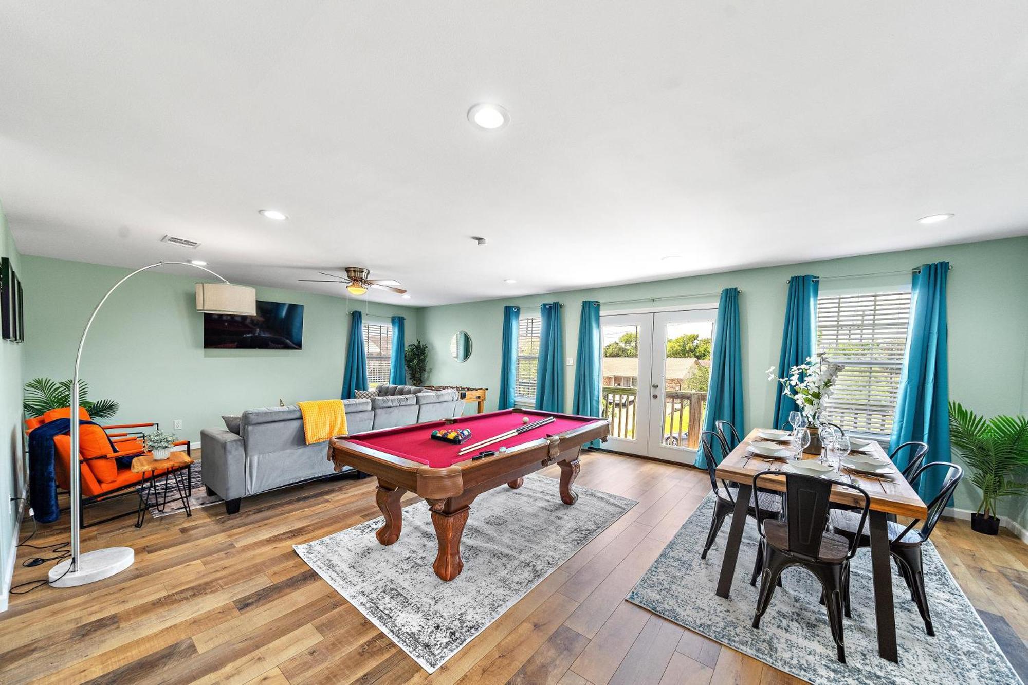 Nr Beach Pier Oasis Game Tables Yard Bbq Galveston Bagian luar foto